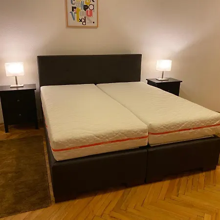 Belvárosi Nyaraló Casa de Férias *