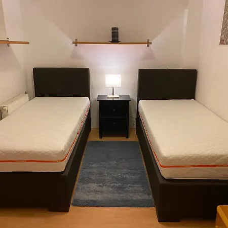Belvarosi Nyaralo Holiday home Balatonfured